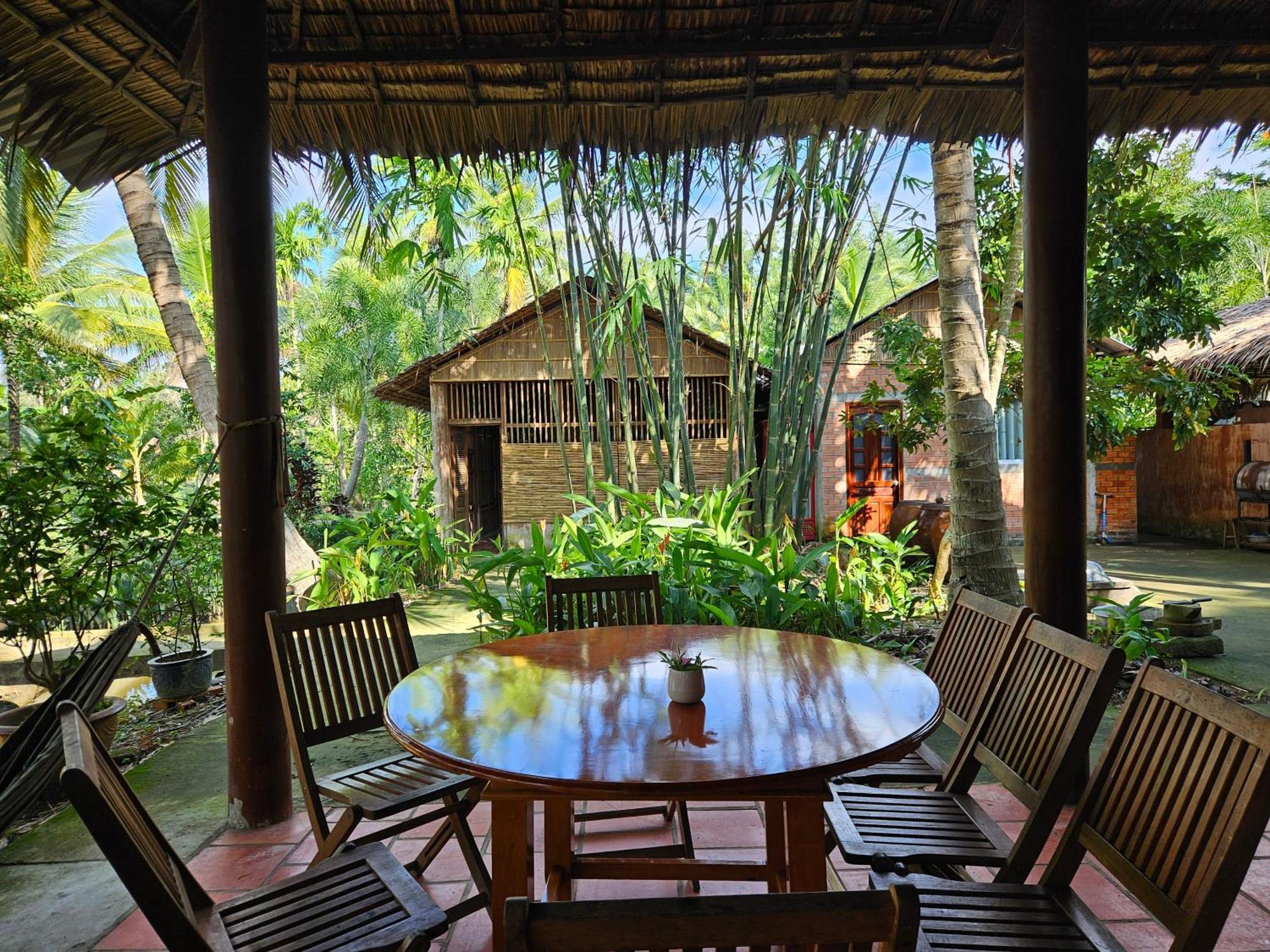 Ba Danh Homestay & Kitchen - Ben Tre Mekong Exterior photo