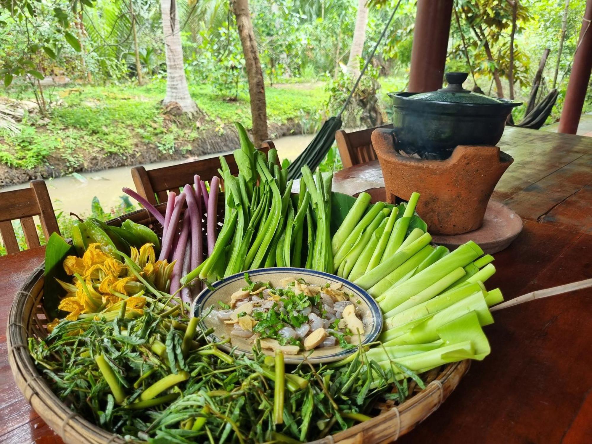 Ba Danh Homestay & Kitchen - Ben Tre Mekong Exterior photo