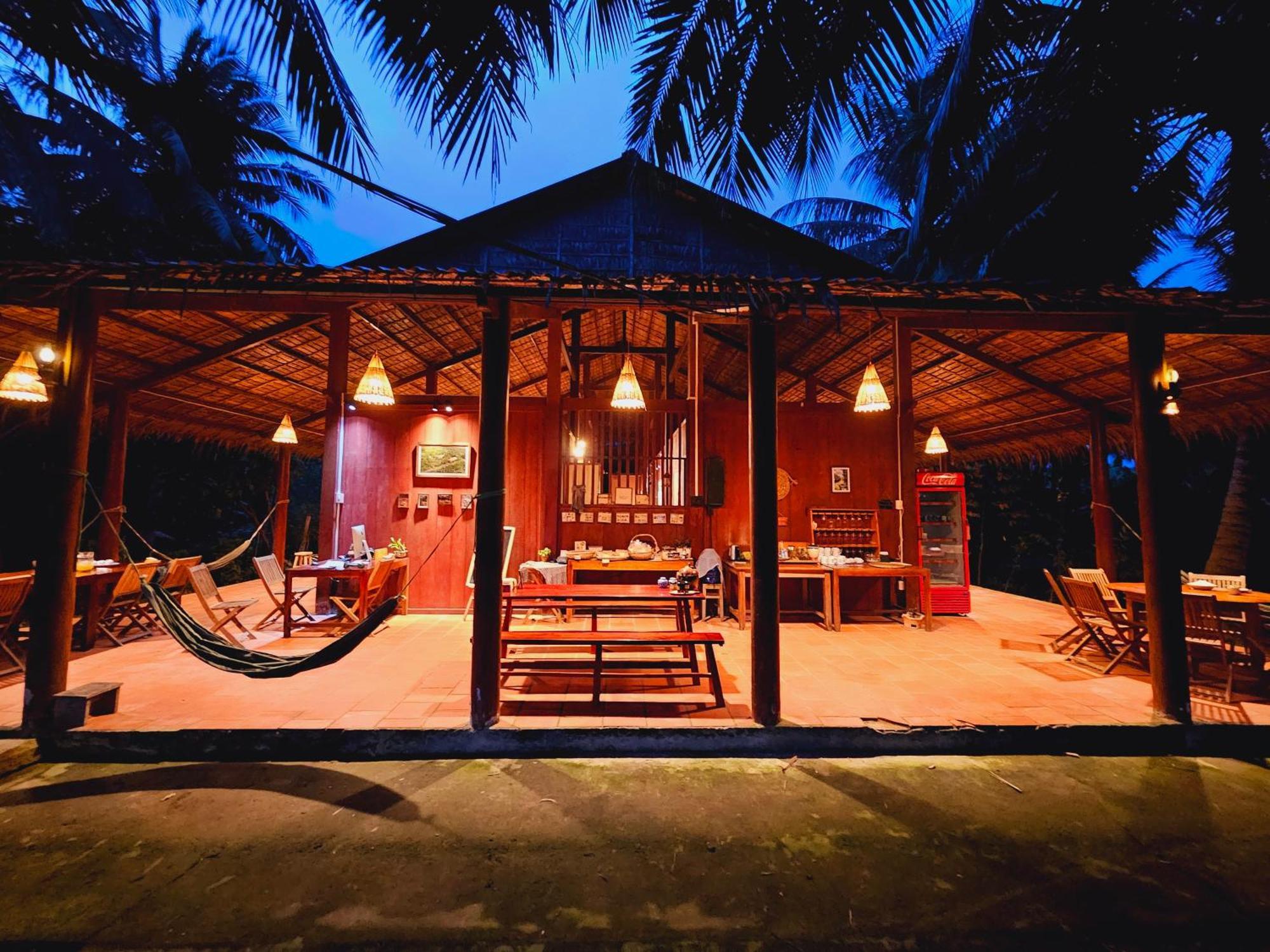 Ba Danh Homestay & Kitchen - Ben Tre Mekong Exterior photo